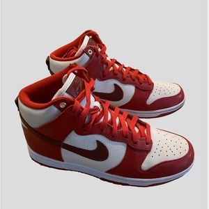 NWOB Women’s Dunk High LXX Cinnabar Size 9